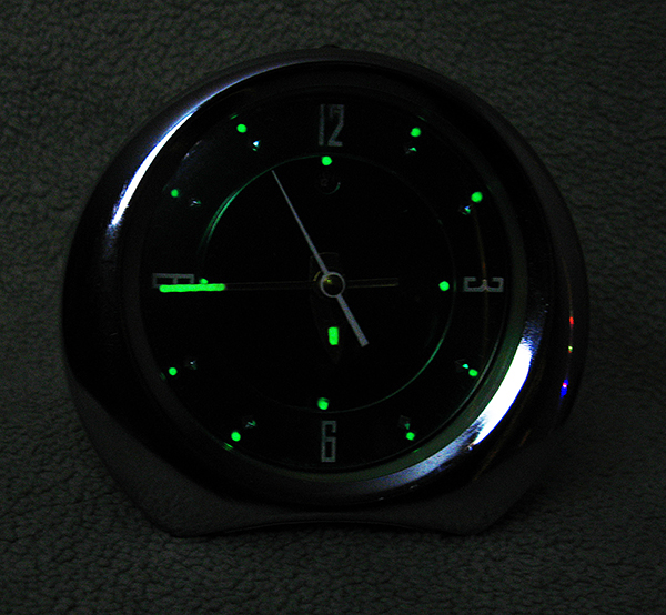 Diamond Green Face Glow in the Dark1